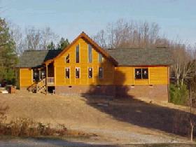 Log homes in Virginia by Yoder Construction & Log Home Builders.