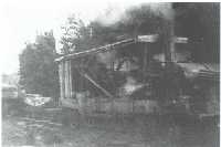 Britton Bros "Marshall" locomotive hauling disconnected log cars. Click on the pic for more info on Britton Bros locomotives