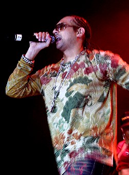 Sean Paul, he do run run run