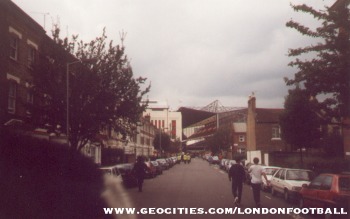 Het stadion gezien vanuit Elwood Street.