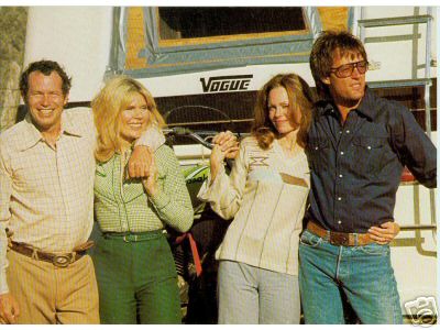 Cast of Race With The Devil -Warren Oates, Loretta, Lara Parker and Peter Fonda