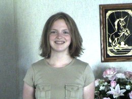 Nicole2003Haircut (9314 bytes)