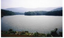 Vacation2003BentTreeLake (6178 bytes)