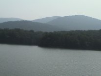 Vacation2003Lake (4167 bytes)