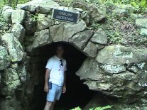 Vacation2003RockCityGoblinsUnderpass (14206 bytes)