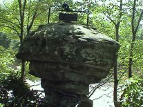 Vacation2003RockCityMushroomRock (15474 bytes)