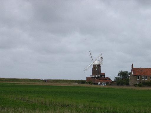 Burnham Overy Mill - Photo 2