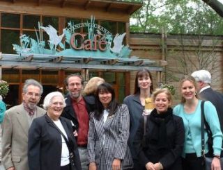 Client Sue Chin, center; Lorraine Knapp to her right, back