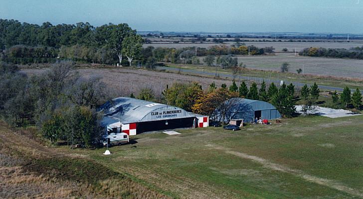 Club.jpg (59321 bytes)