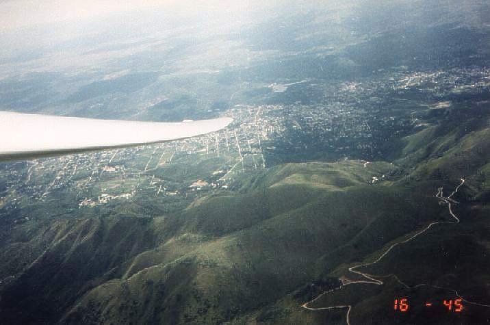 La_Falda.jpg (40112 bytes)