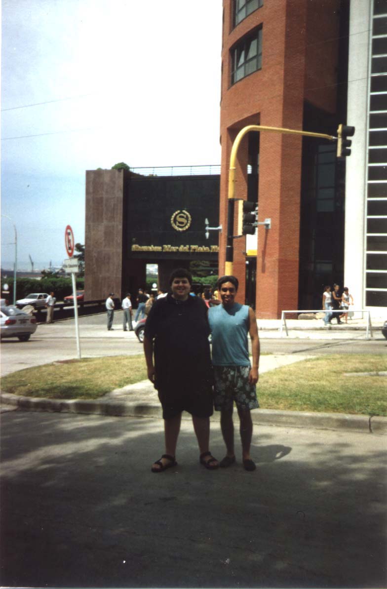 9.jpg (84305 bytes)