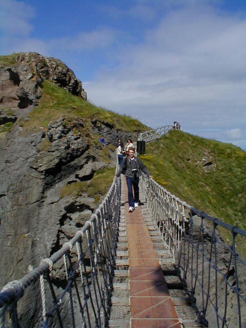 rope bridge me