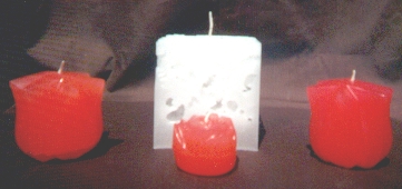 ice-floaters.jpg (58554 bytes)