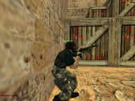Despotes alone in a corner..