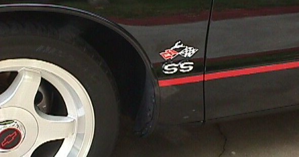 '58 Crossed Flags on Front Fender