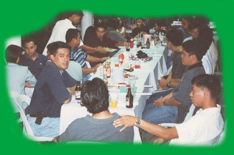lsareunion14.jpg (41167 bytes)