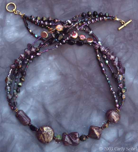 LuBelle Beads-Purple Bead Necklace (57kb)
