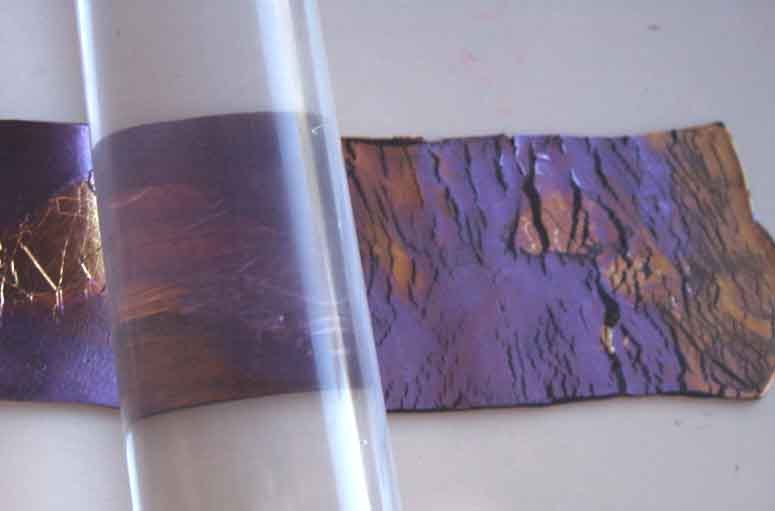 LuBelle Beads-Step 3/Crackling the clay