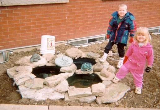 fishpond_1.jpg - 34489 Bytes