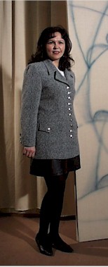 0052Natasha2.jpg (16454 bytes)