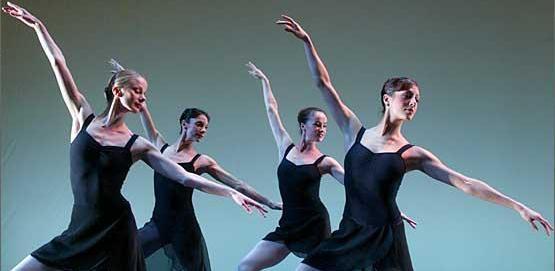 American Masters Rehersal, Simone Goldsmith and Nicole Rhodes (front l-r) Lynette Wills and Lucinda in the back