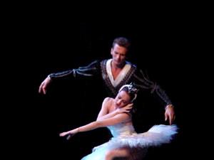 Lucinda and Matthew in a Swan Lake Pas de Deux