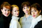 Lucinda, Simone Goldsmith, Lynette Wills and Nicole Rhodes during a rehersal break for American Masters (2003)