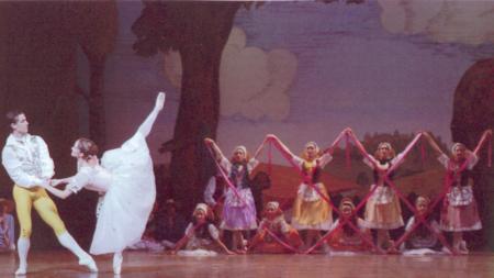 Lucinda as Lise with Matthew Lawrence (Colas) in La Fille Mal Gardee
