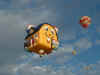 ReMaxBalloon.JPG (147219 bytes)
