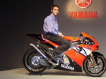 valentino rossi 2005 motogp world champion
