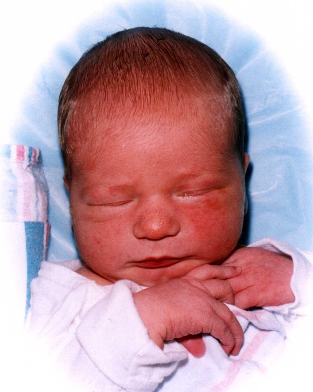 this is my official hospital picture...I wouldn't open my eyes!