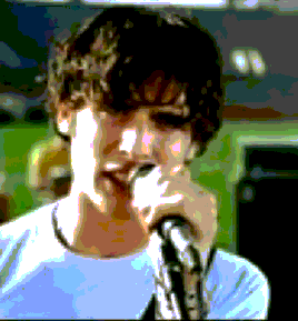 i wish i could be that microphone... haha