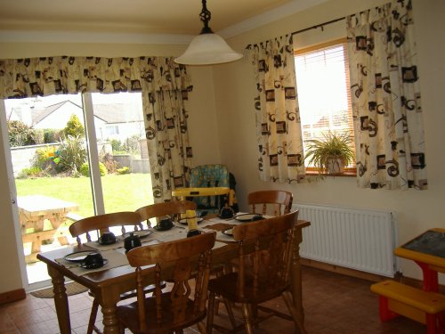 Main bedroom with en-suite facilites attached.