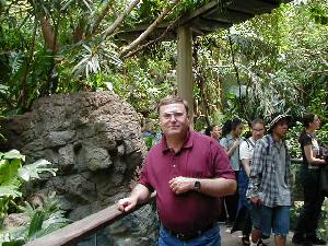 dewzoo.jpg (26893 bytes)