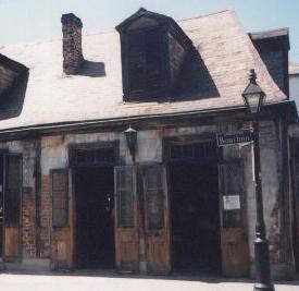 oldbar.jpg (12300 bytes)