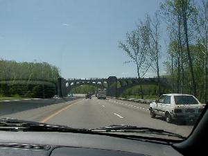 road.jpg (12585 bytes)