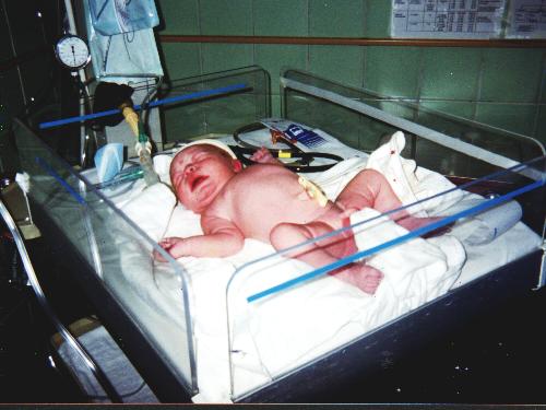  Branden one minute old 08-12-00