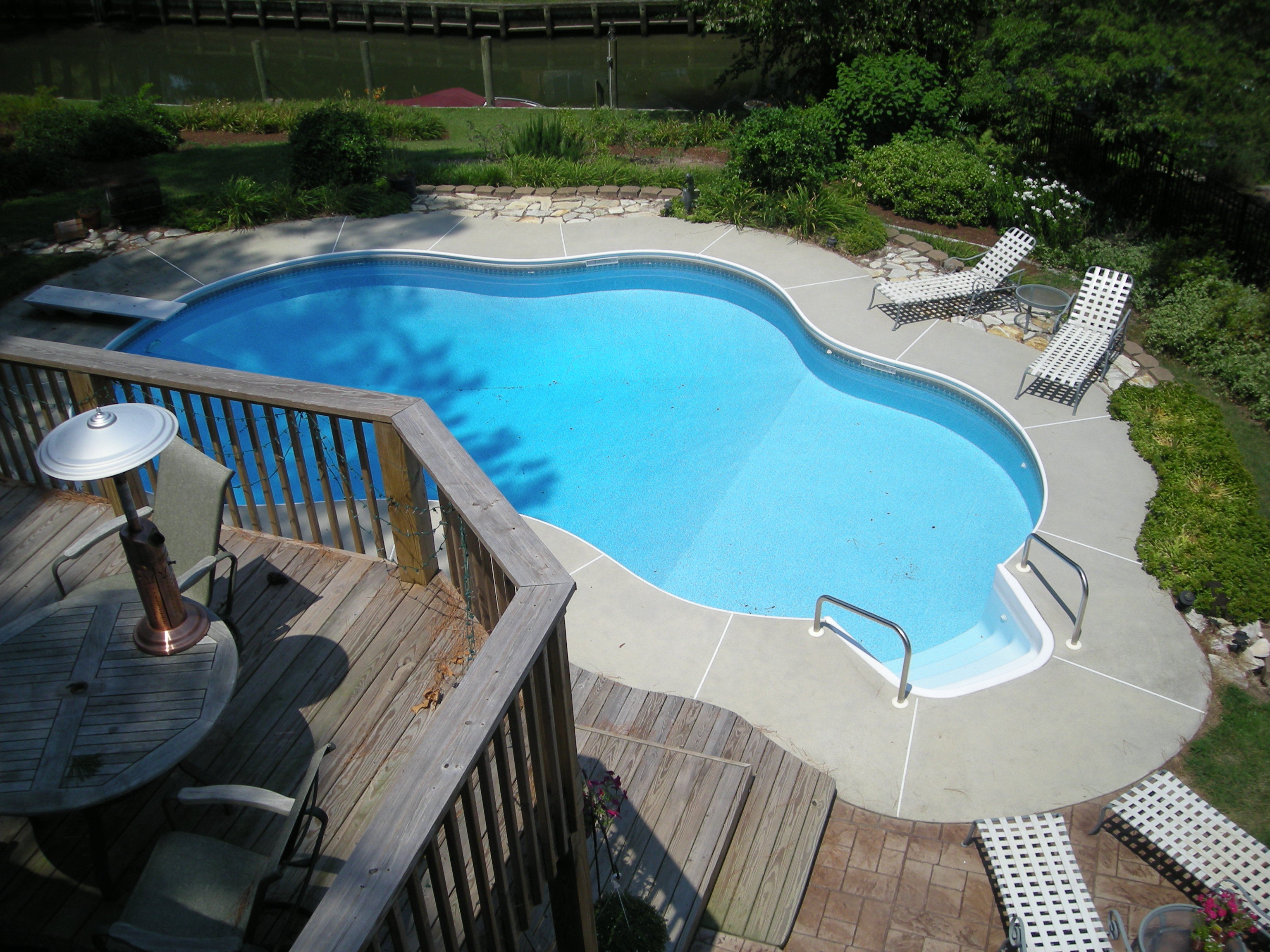 Foxx pool with gas heater for extended season