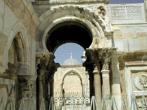 Domed summer pulpit