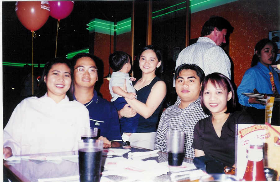 Cherrie, Carlo, Tina, Ayo, Jun and Me pa rin