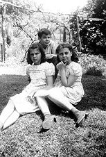 Margaret,Joey,Catherine Hollenczer