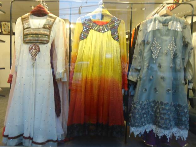 Aneesa-Unus-Fashion-Designer-DHA-Karachi1.jpg