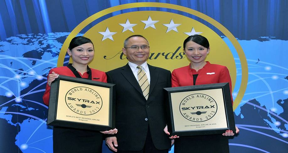 cathay_Skytrax2001