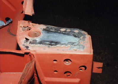 Oberseite A-S�ule, fast fertig repariert