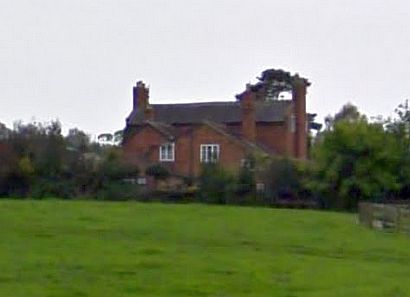 Cruckmeole Villa (The Middle House)