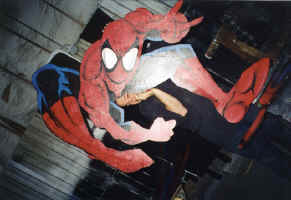 spiderman_holdup.jpg (92386 bytes)