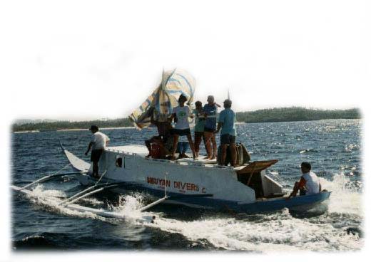 Pump Boat at Sibuyan Sea approaching Magdiwang shores.