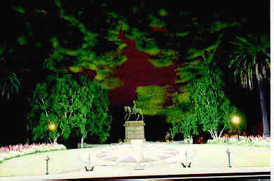 floralclock1.JPG (28612 bytes)
