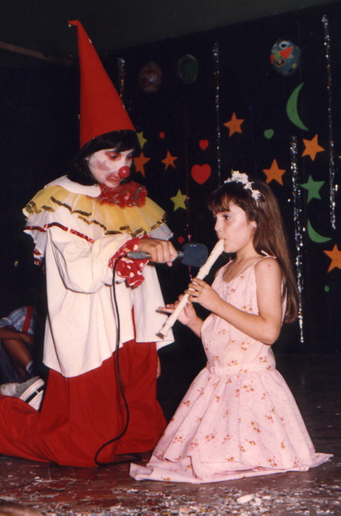 Playing with public for the first time, being a 6 year old scary girl, on a school festival.