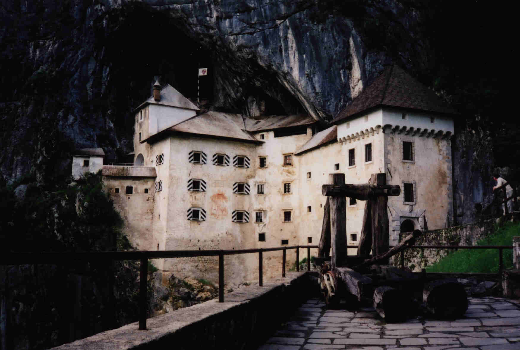 Predjama Castle
